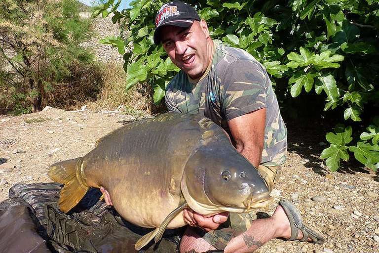 Carp Fishing Tours with CatMaster