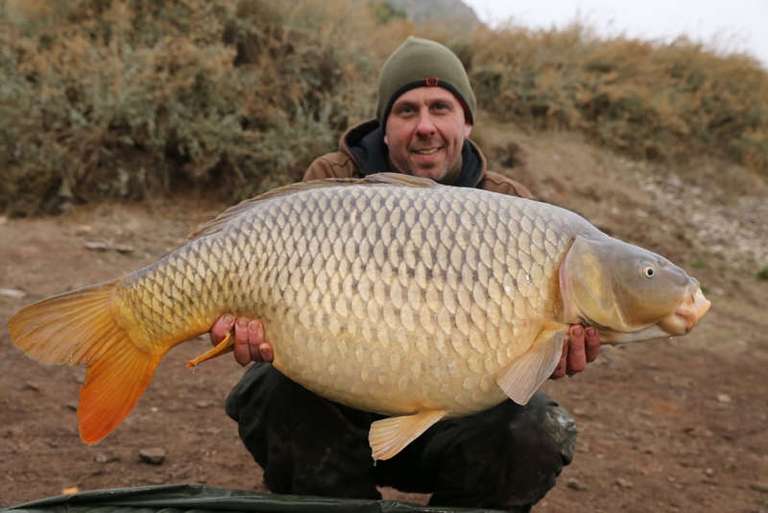 Carp Fishing Tours with CatMaster